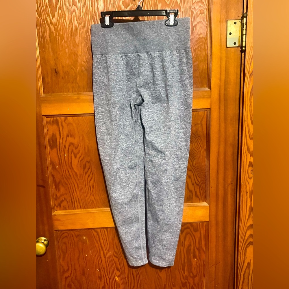 NVGTN Gray Leggings - Picture 2 of 2